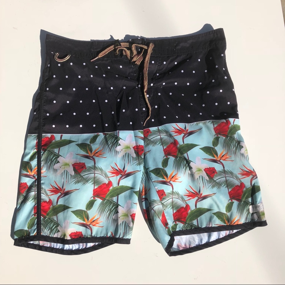 LIRA Popa Dot Boardshorts